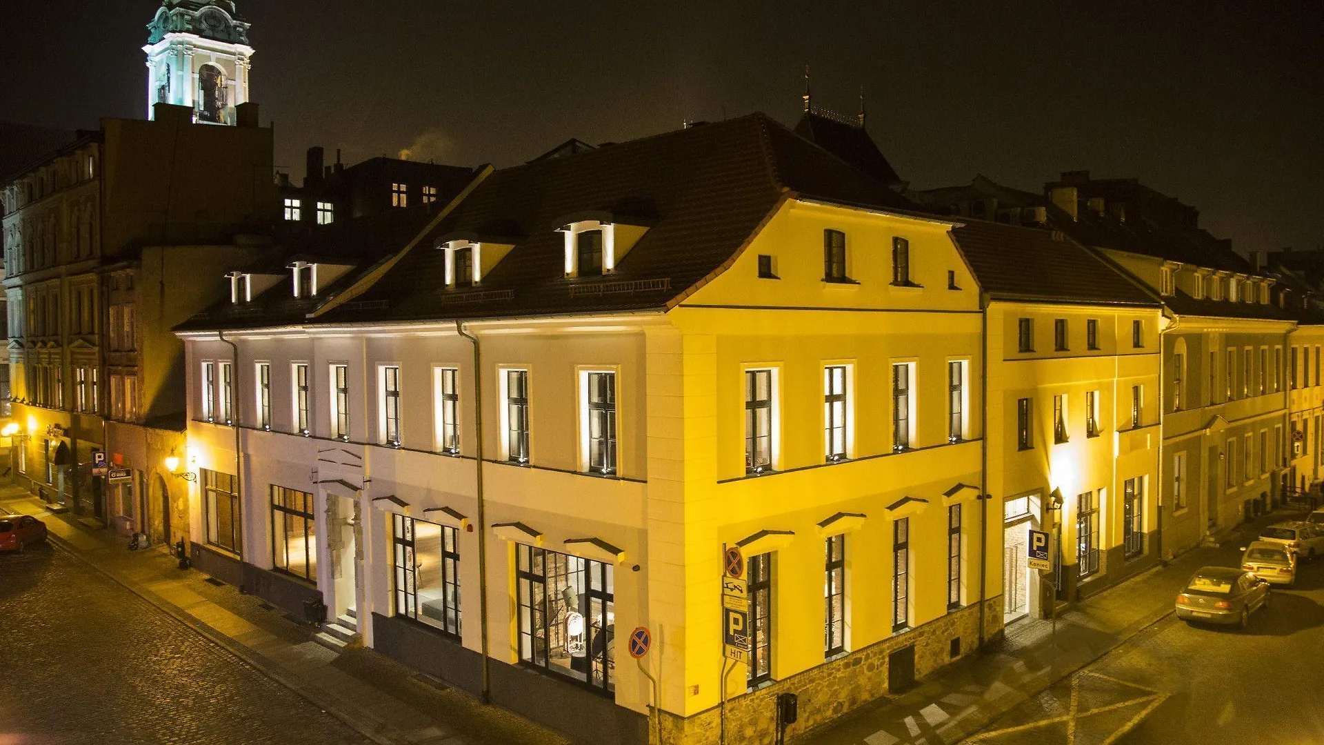 Where to Stay Near Moto Arena Toruń: 4 Romantic Hotels