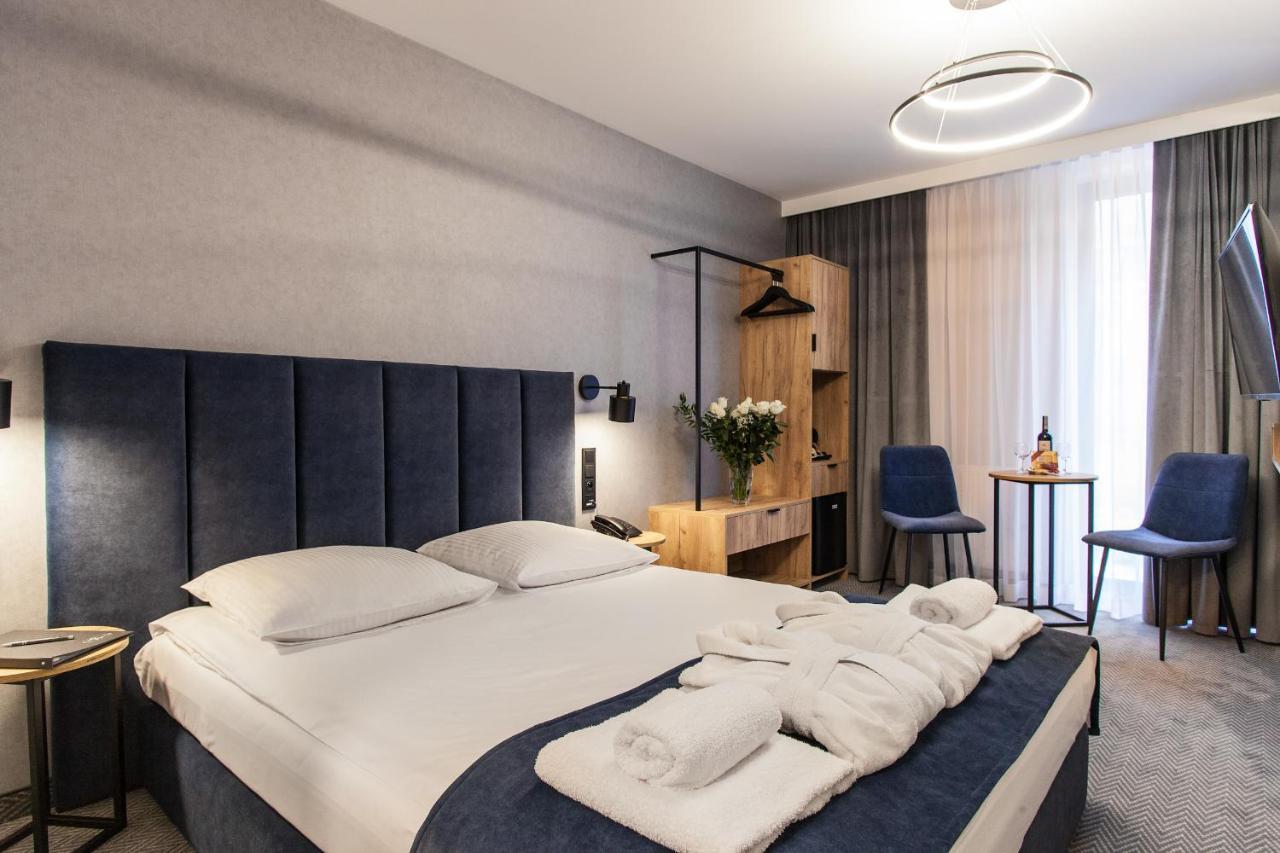 15 Smart Central Hotels in Old Town Krakow Worth Booking