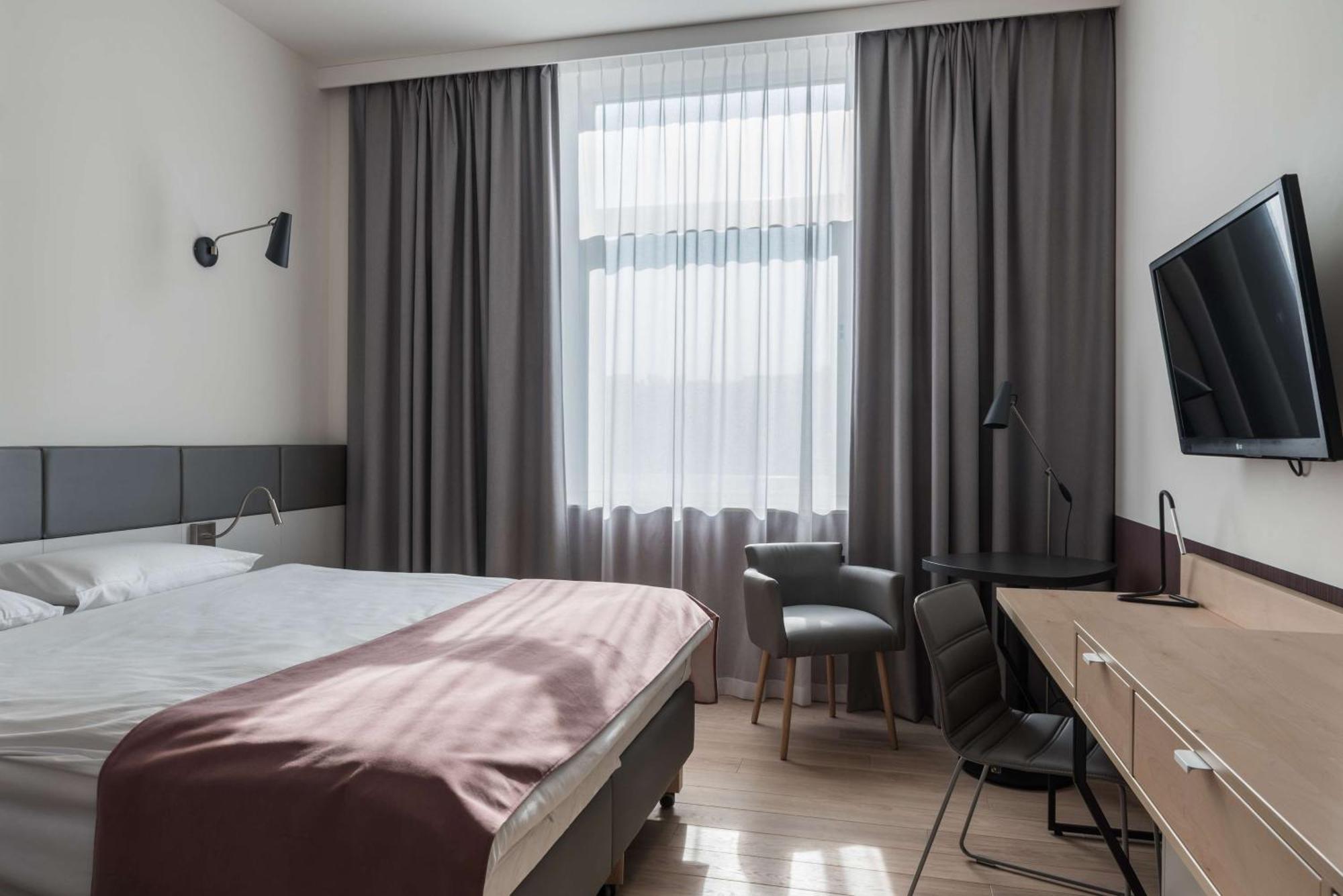 Where to Stay in Old Town Gdansk: 15 Best Central Hotels