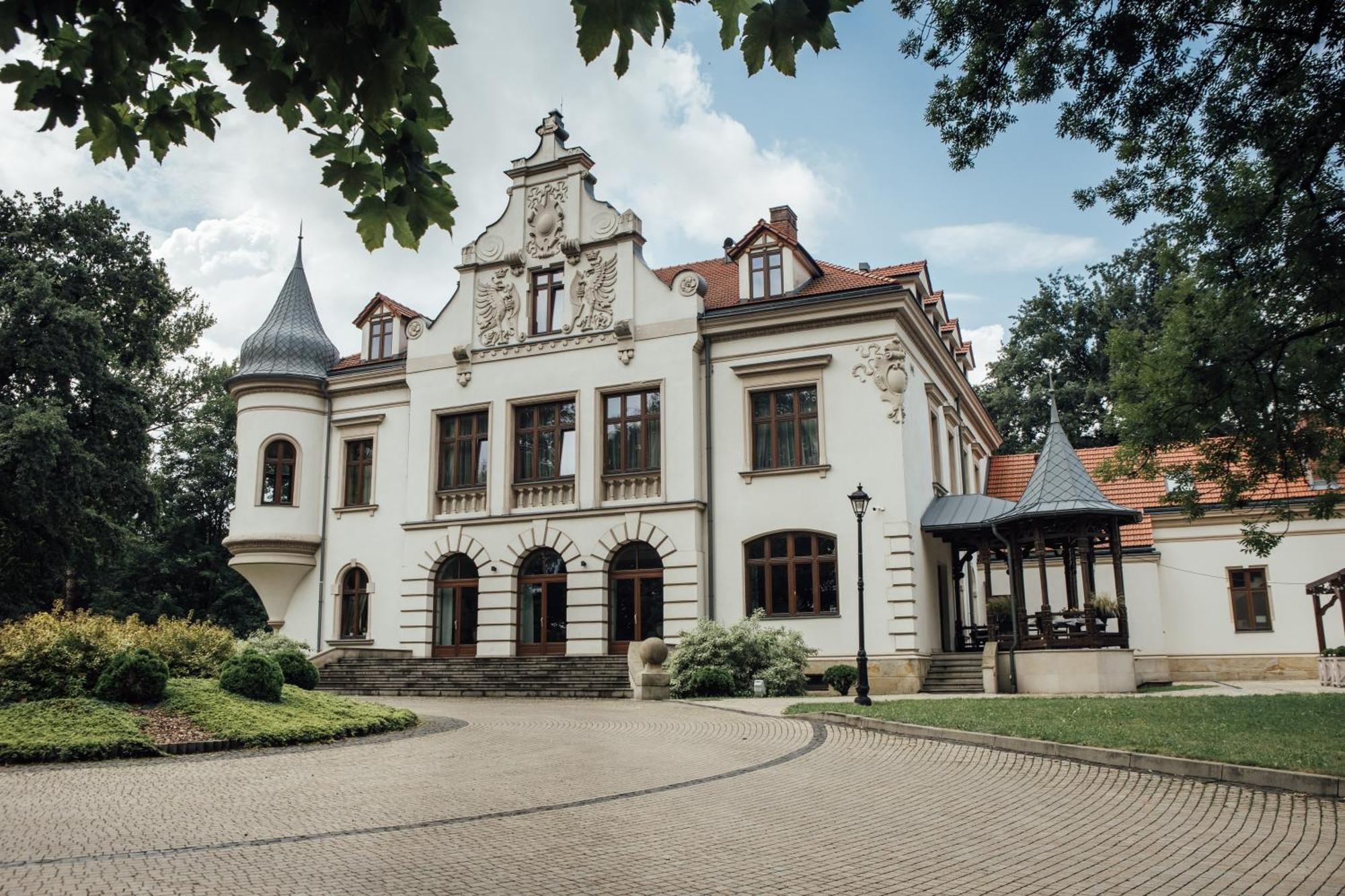 4 Top Spa Hotels in the Polish Carpathians Worth Booking